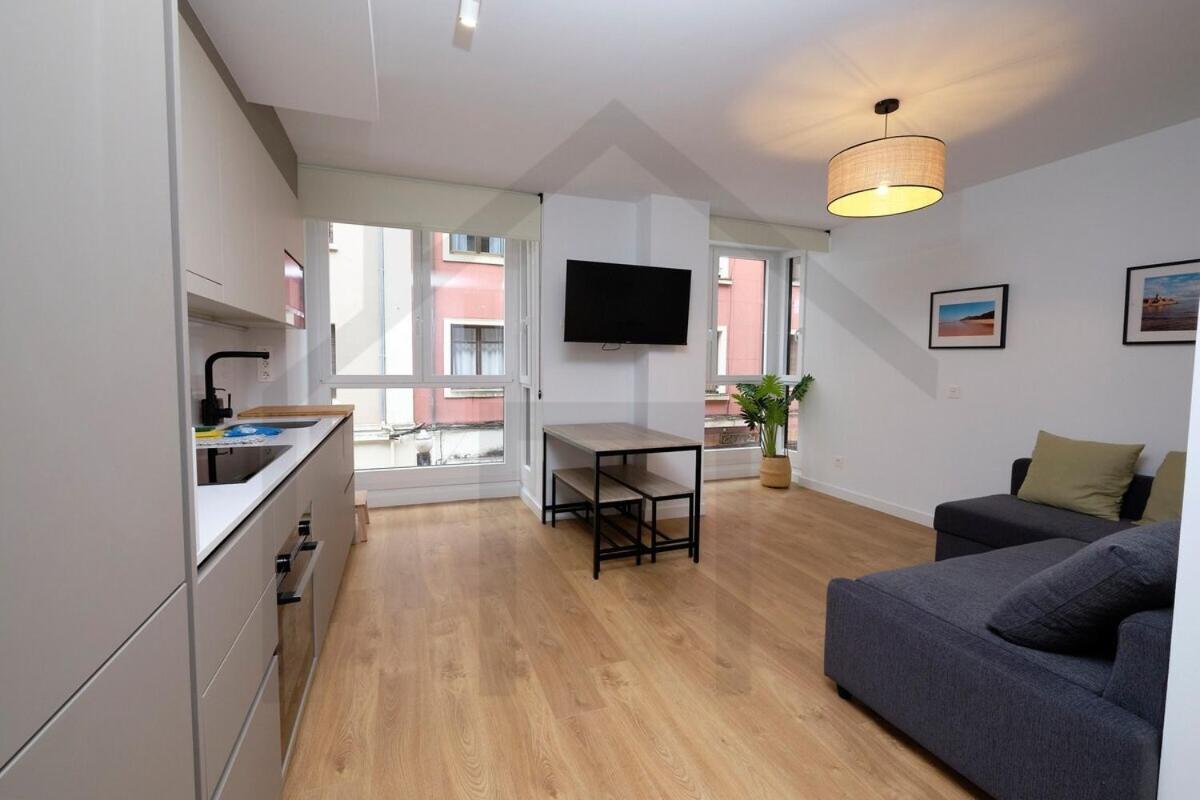 Cervantes - Apartamento A Estrenar Con Parking Gijón Eksteriør bilde